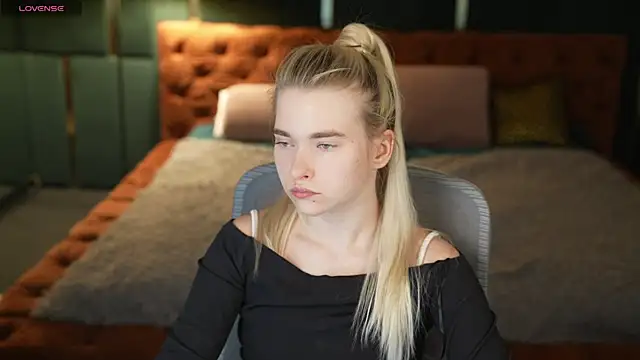 Ava kiss054 online show from June 12, 6:38 pm