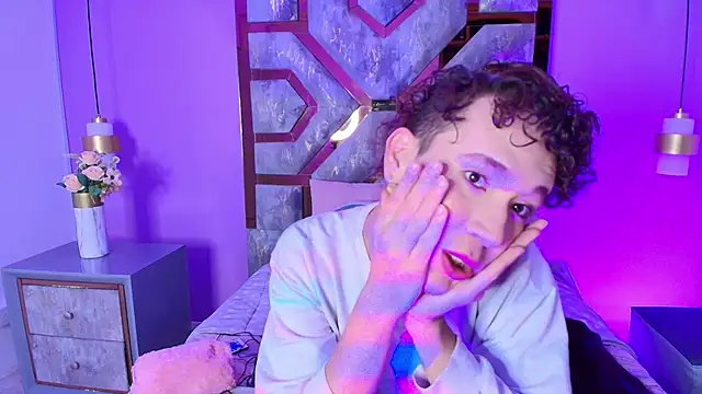 Electra Gosselin online show from October 13, 12:08 pm