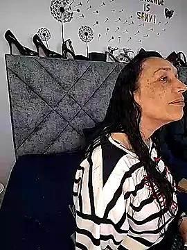 Shantey Laurent online show from March 20, 3:17 pm