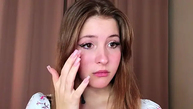 LoveSeekins online show from February 28, 7:24 pm