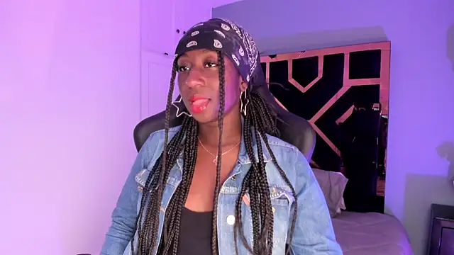 Snapshot of Madison_Monroe_ chatting on September 17, 11:52 am Madison Monroe online show from September 17, 11:52 am