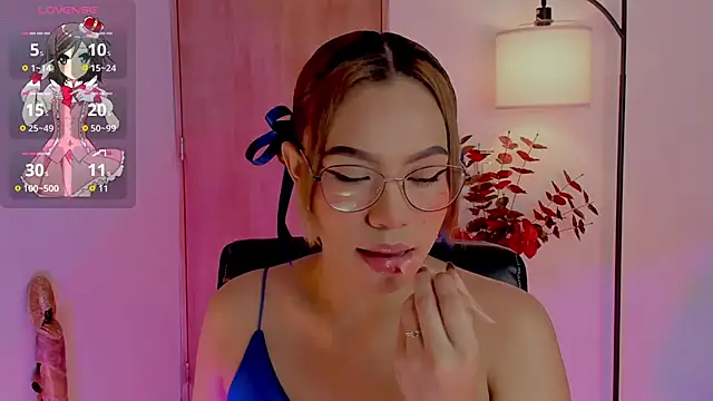 Snapshot of OxanaFedorova1- chatting on October 4, 8:13 pm OxanaFedorova1- online show from October 4, 8:13 pm