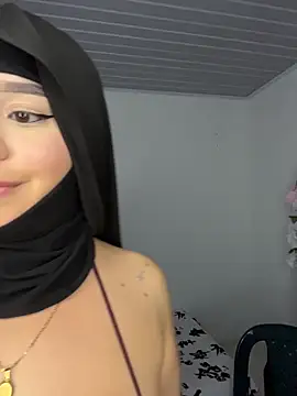 Snapshot of rhizanthella_ chatting on October 14, 7:38 pm rhizanthella online show from October 14, 7:38 pm
