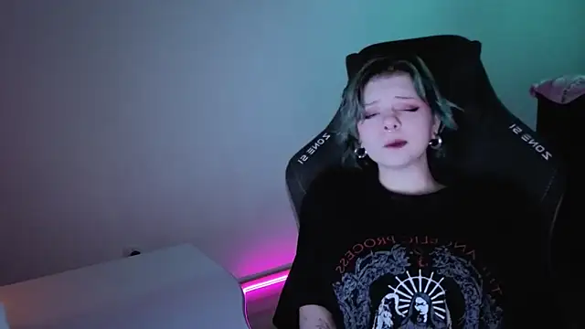 Alice Zev online show from September 18, 8:29 pm