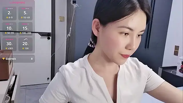 luckckcj online show from October 3, 9:47 am