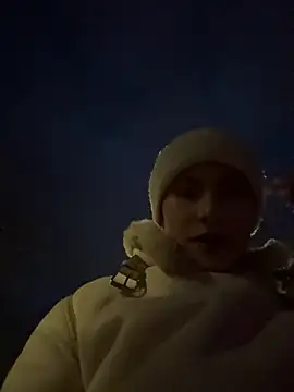 dark summer online show from November 24, 3:03 pm