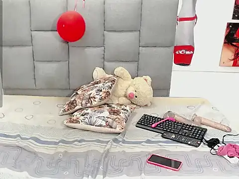 Snapshot of salome33x chatting on September 30, 3:39 pm salome33x online show from September 30, 3:39 pm