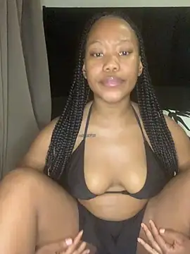 Snapshot of scrumptiousbaby chatting on October 30, 9:27 pm scrumptiousbaby online show from October 30, 9:27 pm