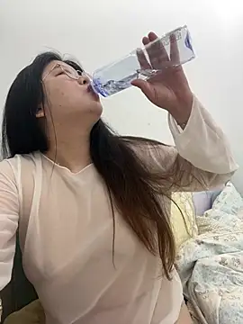 xxwang20 online show from April 4, 5:01 pm