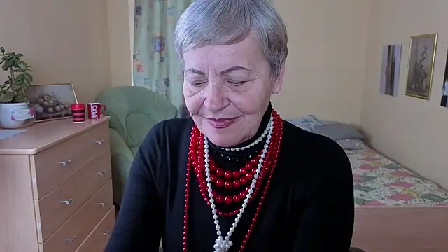 Snapshot of Freya_Fable chatting on October 16, 9:23 am Freya Fable online show from October 16, 9:23 am