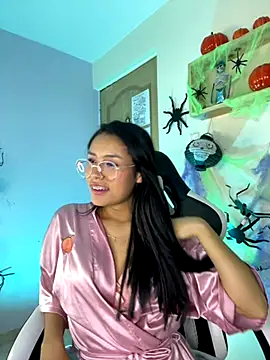 Snapshot of Julieta_Mendez chatting on October 9, 1:54 am Julieta Mendez online show from October 9, 1:54 am