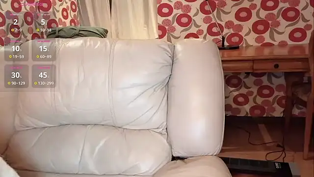 miss-lin online show from October 22, 2:44 pm