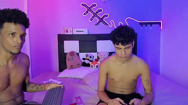 Lucky boys  X online show from June 3, 2:33 pm