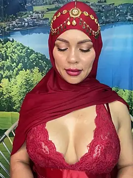  hafsa  online show from December 4, 4:30 pm