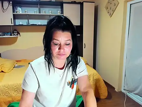 Soffy Skye online show from May 13, 5:35 am