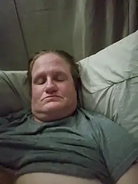 lindamarie  online show from November 1, 4:33 pm