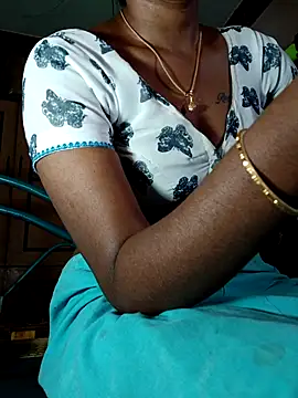 Tamil Kavitha online show from March 8, 6:50 am