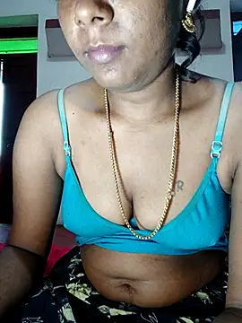 Snapshot of Tamil_Kavitha chatting on October 16, 6:16 am Tamil Kavitha online show from October 16, 6:16 am