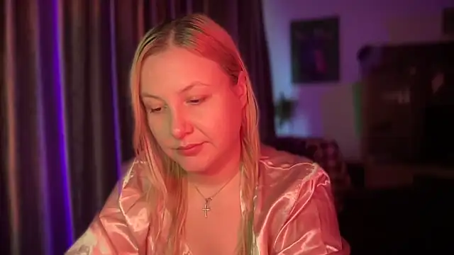 BikiHellena online show from November 13, 9:41 am