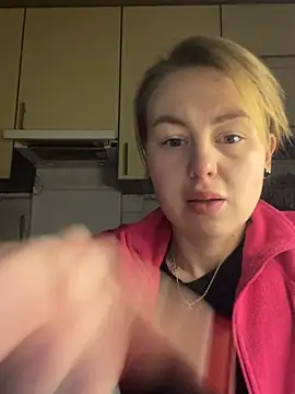 MartaLuna  online show from February 14, 7:16 pm