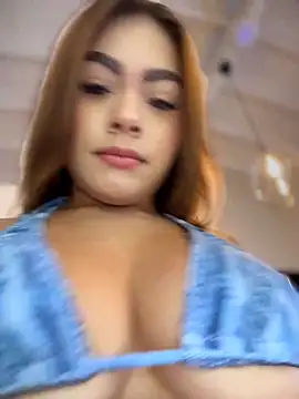 MayaMoanXXX online show from February 25, 1:31 pm