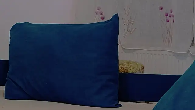 ScarlettNoirr online show from October 14, 6:32 pm