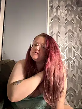 Snapshot of AmberBliss-X chatting on October 19, 10:12 pm AmberBliss-X online show from October 19, 10:12 pm