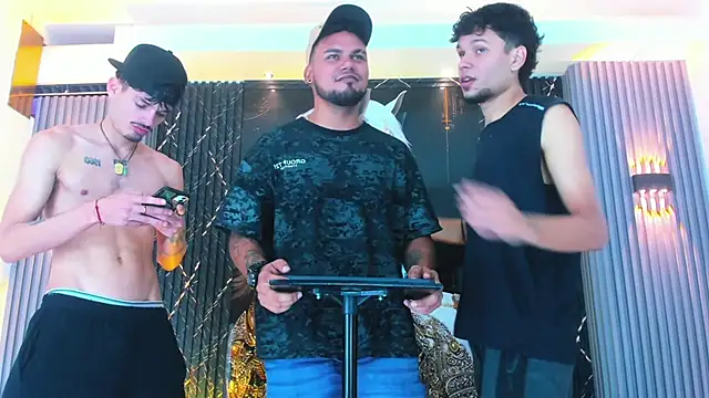 Iam Steven online show from October 6, 4:23 pm