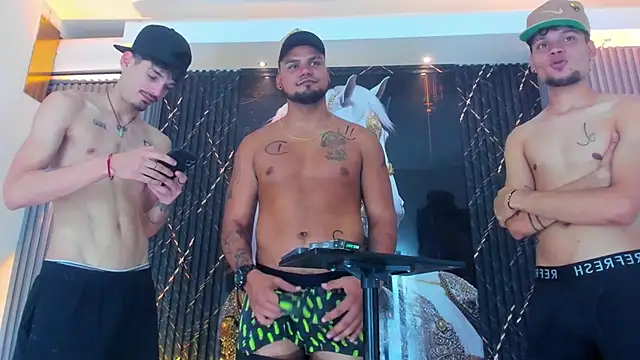 Iam Steven online show from October 4, 3:49 pm