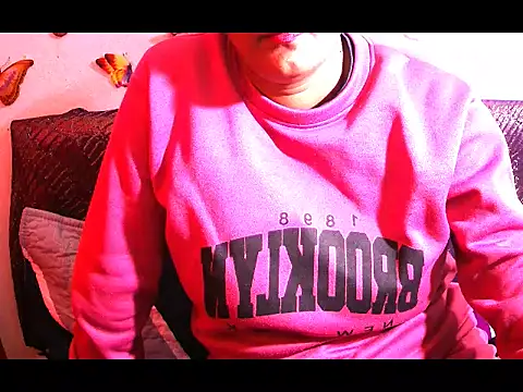 Indiansexyboobs18 online show from September 29, 1:38 pm