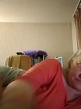 Snapshot of goodstyle chatting on October 16, 3:47 pm goodstyle online show from October 16, 3:47 pm