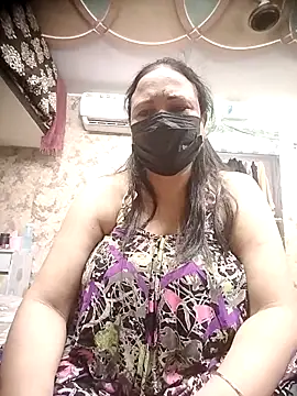 Snapshot of thehotlady chatting on September 22, 5:55 pm thehotlady online show from September 22, 5:55 pm