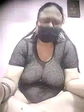 Snapshot of thehotlady chatting on October 13, 8:50 am thehotlady online show from October 13, 8:50 am