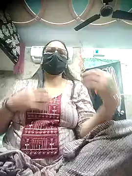 Snapshot of thehotlady chatting on September 25, 7:34 pm thehotlady online show from September 25, 7:34 pm