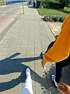 Teealisa online show from September 29, 1:05 pm