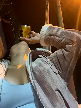 Alanasole online show from November 9, 4:52 am