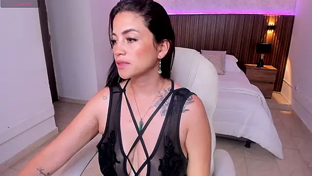 Megann Williamss online show from March 17, 7:51 pm