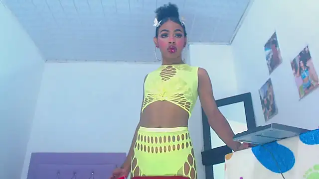 whitneytt online show from October 18, 2:09 pm