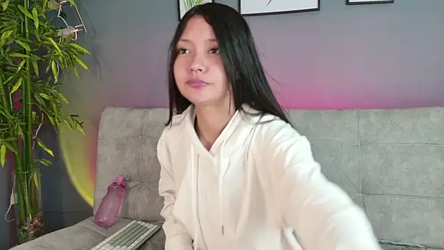 Vicky kittyy online show from May 5, 12:41 pm