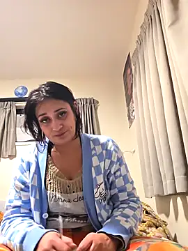 Snapshot of Trixtbang chatting on September 21, 11:31 am Trixtbang online show from September 21, 11:31 am