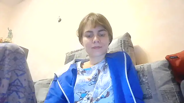 Snapshot of Loriven chatting on October 6, 7:18 pm Loriven online show from October 6, 7:18 pm