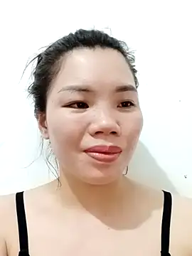 Snapshot of Nyla-a chatting on October 18, 10:44 pm Nyla-a online show from October 18, 10:44 pm
