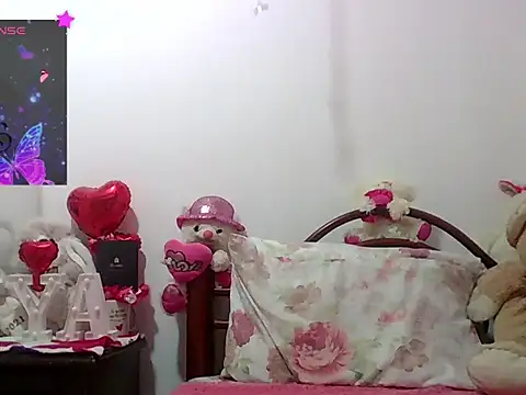 Snapshot of jya_lovemesex chatting on September 28, 1:56 am jya lovemesex online show from September 28, 1:56 am