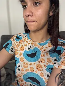 Isabella-Teen online show from January 8, 2:15 am