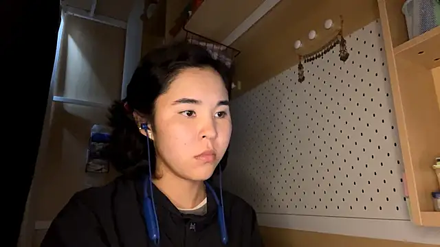 JennyCarpenter online show from April 14, 10:15 am