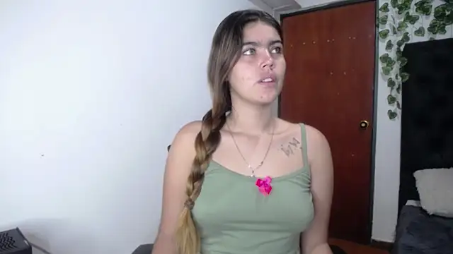 isabel 09 online show from October 23, 3:12 am