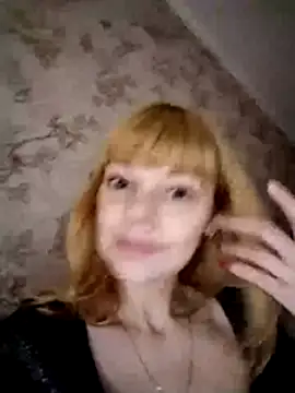 AliceSwan1122 online show from October 23, 11:33 pm