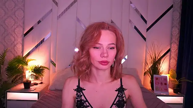 ShyySiren online show from January 14, 8:30 am