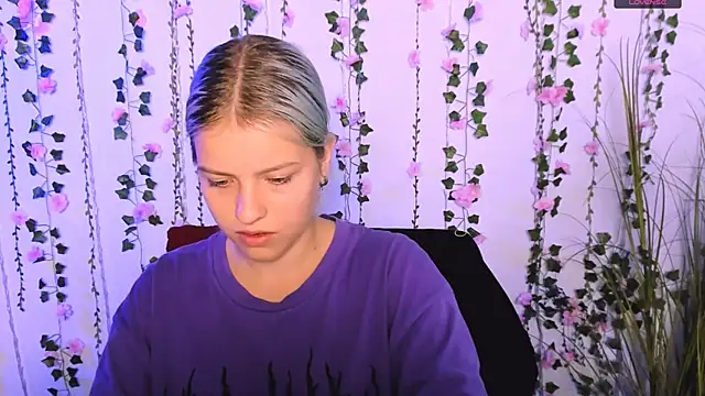 Snapshot of kaela_spell_ chatting on September 18, 7:40 am kaela spell  online show from September 18, 7:40 am