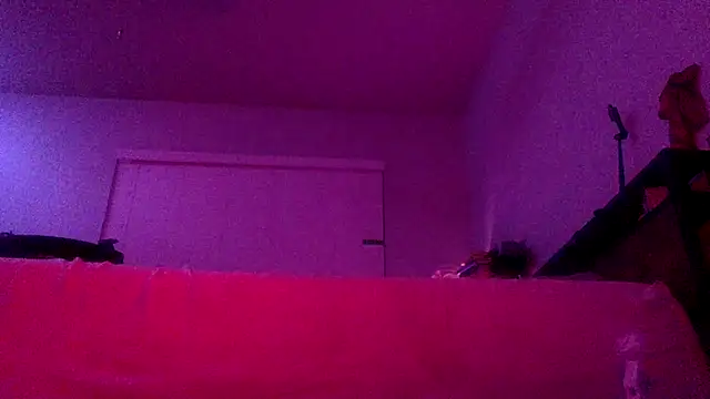 Texxaspearl online show from April 5, 10:03 am